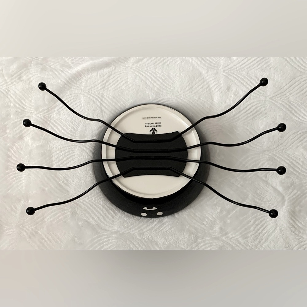 Halloween Spider Candy Dish and decor - Picture 3 of 9